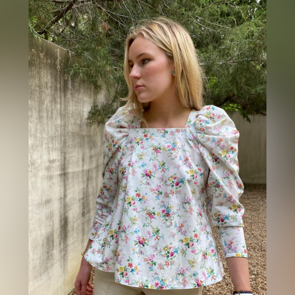 TISH COX Duchess Mimi Garden Floral Top Blouse - Medium